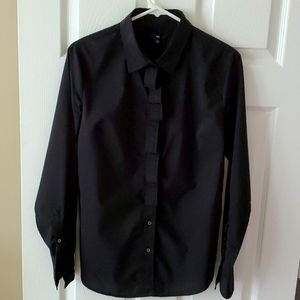 Gap black button down shirt